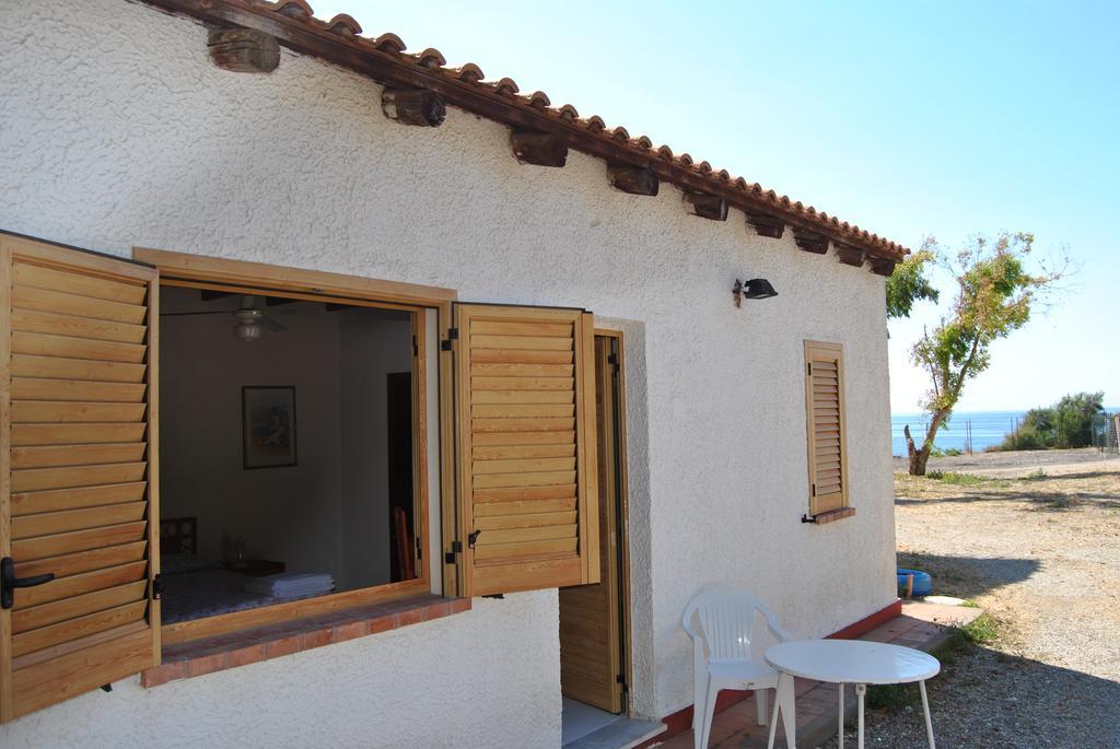 Camping B&B Gioiosa Gioiosa Marea Buitenkant foto