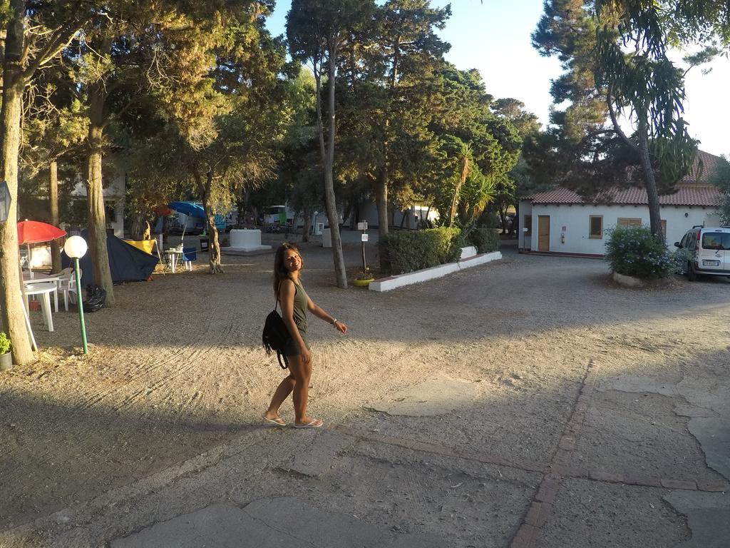 Camping B&B Gioiosa Gioiosa Marea Buitenkant foto
