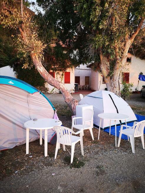 Camping B&B Gioiosa Gioiosa Marea Buitenkant foto
